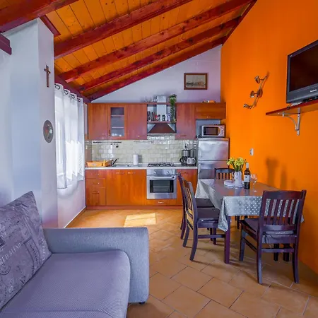 Dora Apartment Betina (Sibenik-Knin)